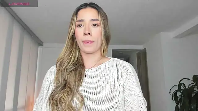 Snapshot of honeyann08 chatting on 02-05-25, 07:31 honeyann08 online show from 02-05-25, 07:31