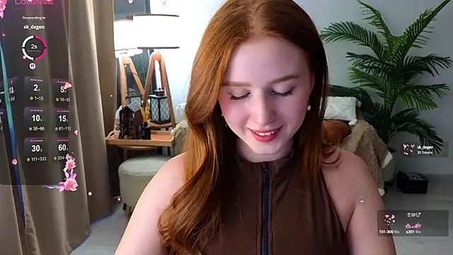 Snapshot of Meow_babe chatting on 10-10-25, 01:10 Meow babe online show from 10-10-25, 01:10