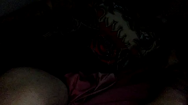 Snapshot of chubbycloudybottom chatting on 11-01-25, 12:29 chubbycloudybottom online show from 11-01-25, 12:29