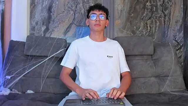 Daviid laidd online show from 10-24-25, 09:22