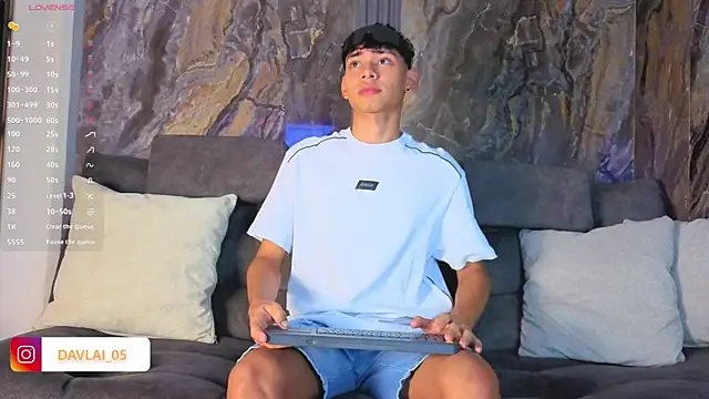 Daviid laidd online show from 04-19-26, 01:21