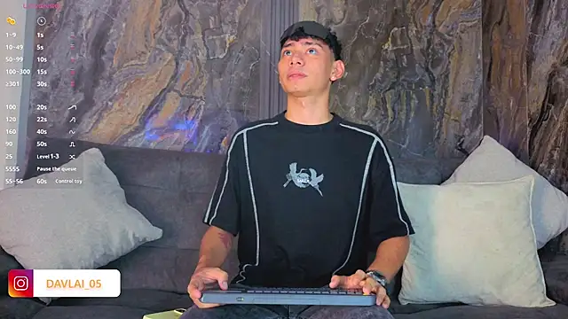 Daviid laidd online show from 05-08-26, 08:14