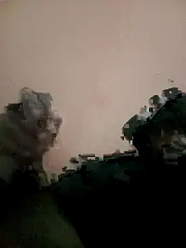 Snapshot of Lukhel chatting on 03-19-25, 11:36 Lukhel online show from 03-19-25, 11:36