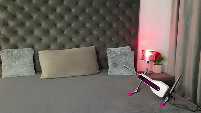 KrisNoir online show from 10-11-25, 08:24