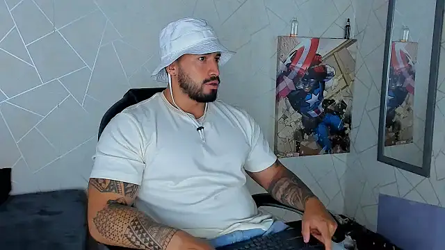 Snapshot of Cristian_Walker chatting on 01-12-25, 01:16 Cristian Walker online show from 01-12-25, 01:16