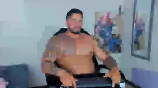 Snapshot of Cristian_Walker chatting on 01-20-25, 11:21 Cristian Walker online show from 01-20-25, 11:21