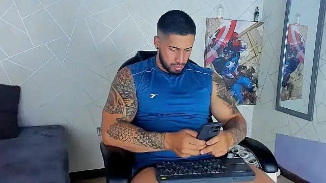 Snapshot of Cristian_Walker chatting on 01-27-25, 07:24 Cristian Walker online show from 01-27-25, 07:24