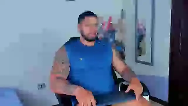 Snapshot of Cristian_Walker chatting on 02-02-25, 12:02 Cristian Walker online show from 02-02-25, 12:02