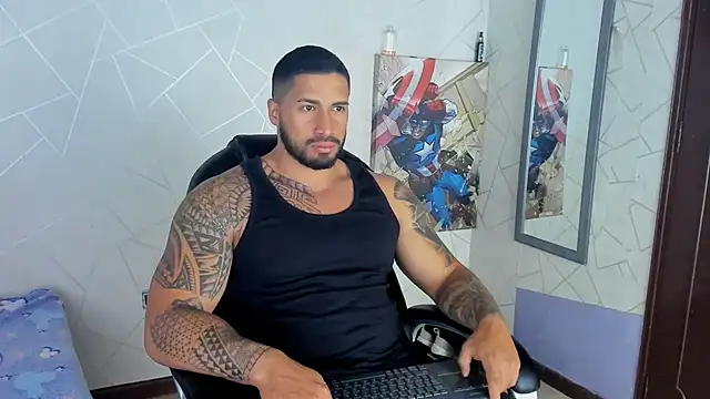 Snapshot of Cristian_Walker chatting on 02-06-25, 01:21 Cristian Walker online show from 02-06-25, 01:21
