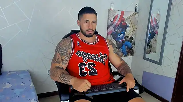 Snapshot of Cristian_Walker chatting on 02-07-25, 12:17 Cristian Walker online show from 02-07-25, 12:17