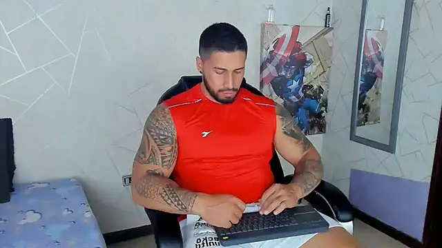 Snapshot of Cristian_Walker chatting on 02-07-25, 08:53 Cristian Walker online show from 02-07-25, 08:53