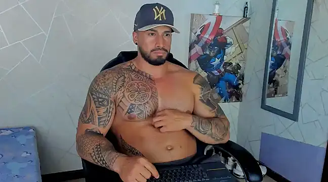 Snapshot of Cristian_Walker chatting on 02-19-25, 10:09 Cristian Walker online show from 02-19-25, 10:09