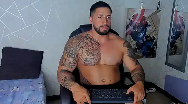 Snapshot of Cristian_Walker chatting on 02-22-25, 08:31 Cristian Walker online show from 02-22-25, 08:31