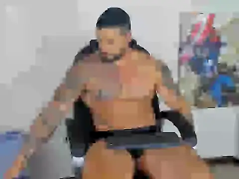 Snapshot of Cristian_Walker chatting on 03-04-25, 12:33 Cristian Walker online show from 03-04-25, 12:33