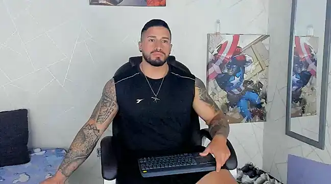 Snapshot of Cristian_Walker chatting on 03-14-25, 02:52 Cristian Walker online show from 03-14-25, 02:52