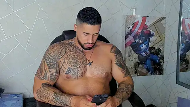 Snapshot of Cristian_Walker chatting on 03-20-25, 12:32 Cristian Walker online show from 03-20-25, 12:32