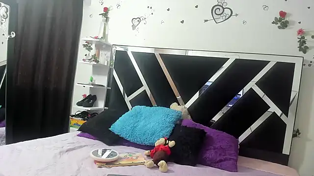 1lovelygirls online show from 03-12-25, 12:04