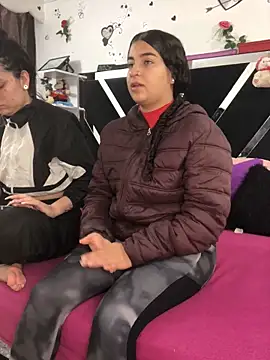 1lovelygirls online show from 11-05-25, 12:16