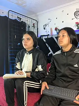 1lovelygirls online show from 11-17-25, 12:22