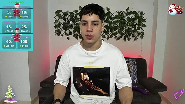 jonathanjoestar  online show from 12-12-24, 09:04