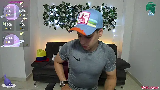 jonathanjoestar  online show from 01-07-25, 09:25