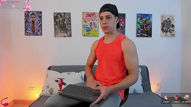 jonathanjoestar  online show from 01-10-26, 09:41