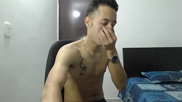 dimitriquiet05 online show from 12-18-24, 05:04