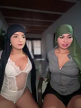 lalilamassu1 online show from 12-19-25, 09:33