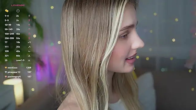 Snapshot of Fluffy-Angel chatting on 12-09-24, 02:49 Fluffy-Angel online show from 12-09-24, 02:49