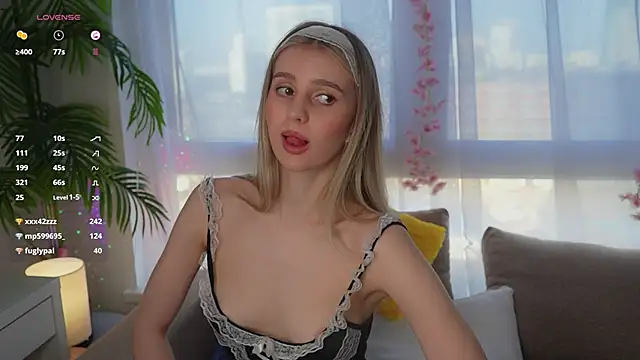 Snapshot of Fluffy-Angel chatting on 01-31-25, 11:13 Fluffy-Angel online show from 01-31-25, 11:13