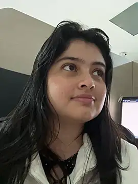 Snapshot of Stephania_18 chatting on 01-28-25, 12:15 Stephania 18 online show from 01-28-25, 12:15