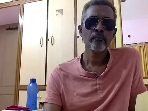 Lookin4Kinky Partner online show from 01-15-26, 01:16