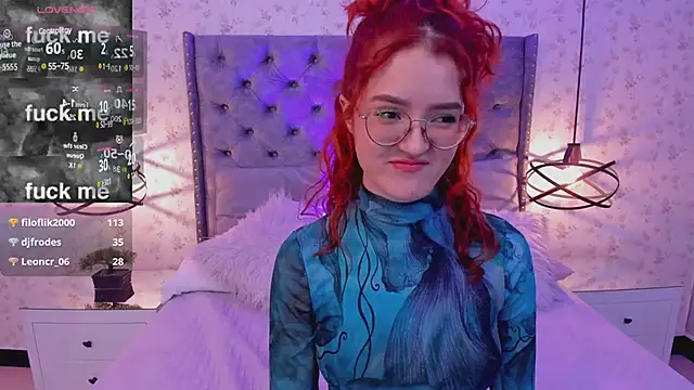 Snapshot of MiaWinx chatting on 12-19-24, 01:39 MiaWinx online show from 12-19-24, 01:39