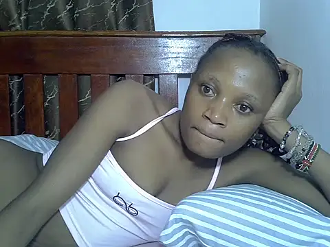 SpicyPetite online show from 02-23-26, 05:10