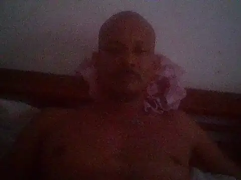 snoppie online show from 06-06-26, 04:12