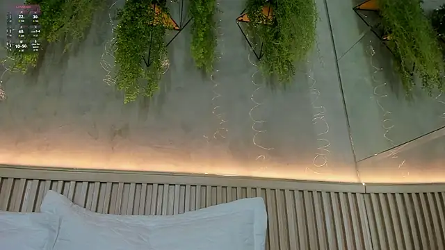 Lana Lann online show from 05-18-26, 01:39