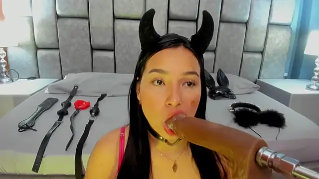 AniEvans  online show from 02-21-26, 09:32