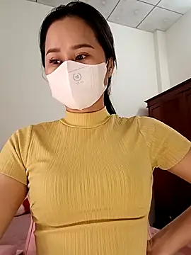    Erin    online show from 02-13-26, 02:18