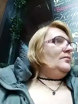 Forest-Lady online show from 01-25-25, 06:13