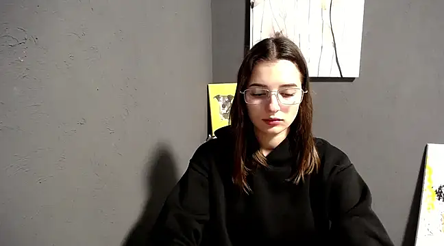 lady olivia  online show from 12-09-24, 01:24