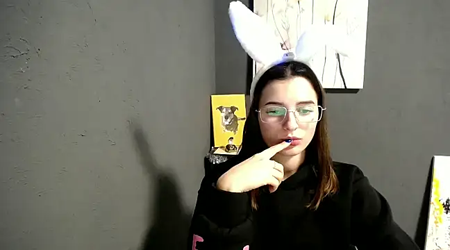 lady olivia  online show from 12-09-24, 04:26