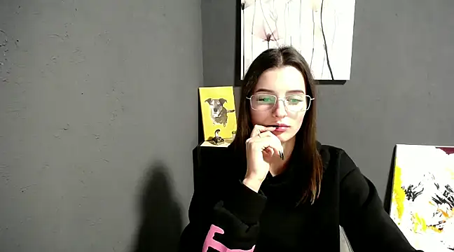 lady olivia  online show from 01-21-25, 04:58