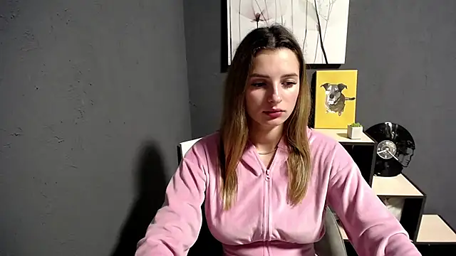 lady olivia  online show from 09-12-25, 03:01