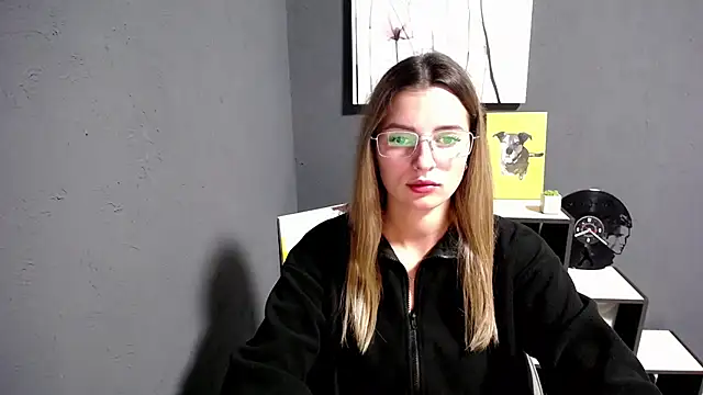 lady olivia  online show from 09-24-25, 12:19