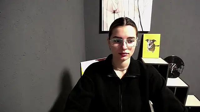 lady olivia  online show from 03-31-26, 04:29