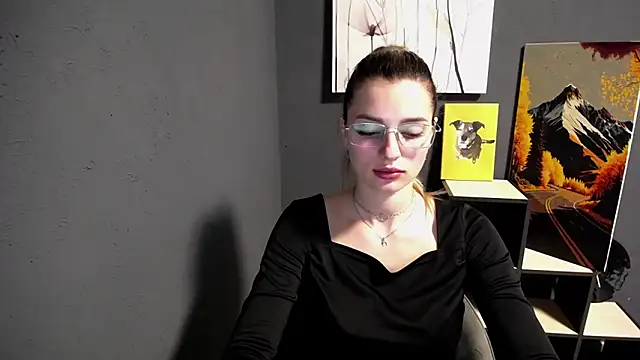 Snapshot of lady_olivia_ chatting on 06-07-26, 12:20 lady olivia online show from 06-07-26, 12:20
