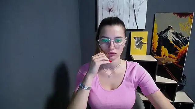 Snapshot of lady_olivia_ chatting on 06-12-26, 01:21 lady olivia online show from 06-12-26, 01:21