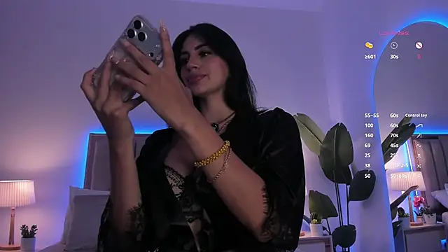 Taylor-Jonnees online show from 05-09-26, 04:34