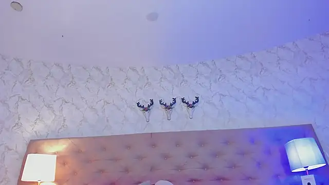 SofieReyes online show from 03-05-25, 07:38