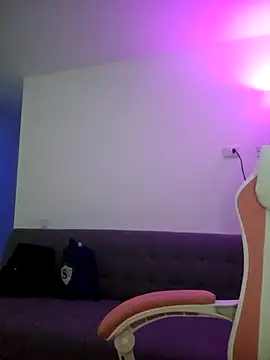 azumiichan online show from 10-17-25, 12:14